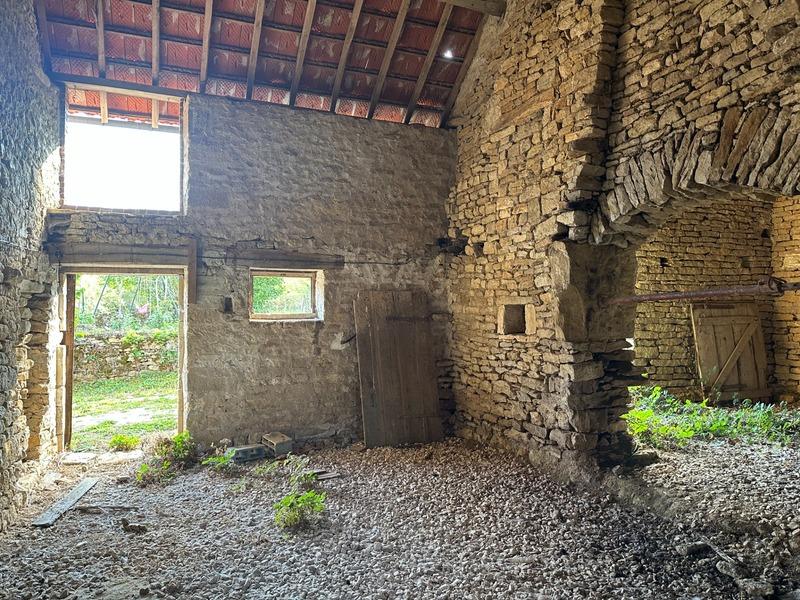 Terrain constructible - 1 717 m²