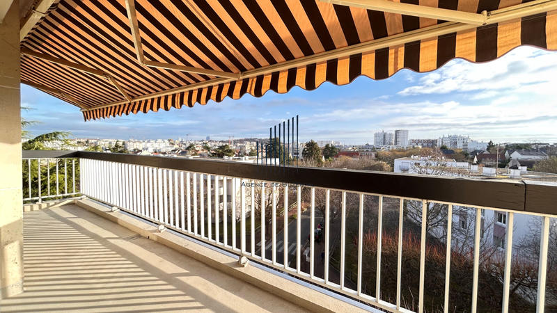 Appartement - 83 m² - 4 pièces