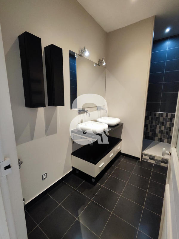 Appartement - 127 m² - 4 pièces