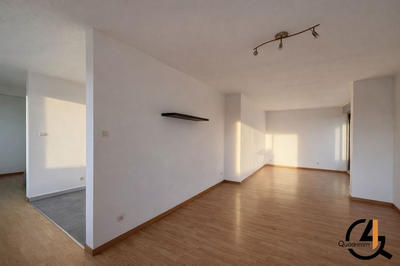 Duplex - 84 m² - 4 pièces