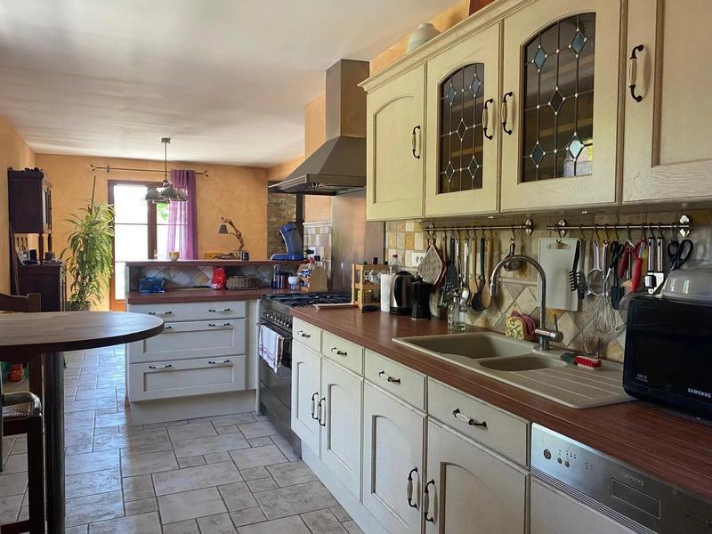 Maison - 91 m² - 5 pièces