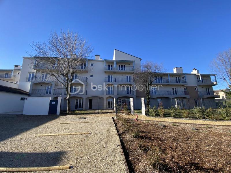 Appartement - 83 m² - 3 pièces