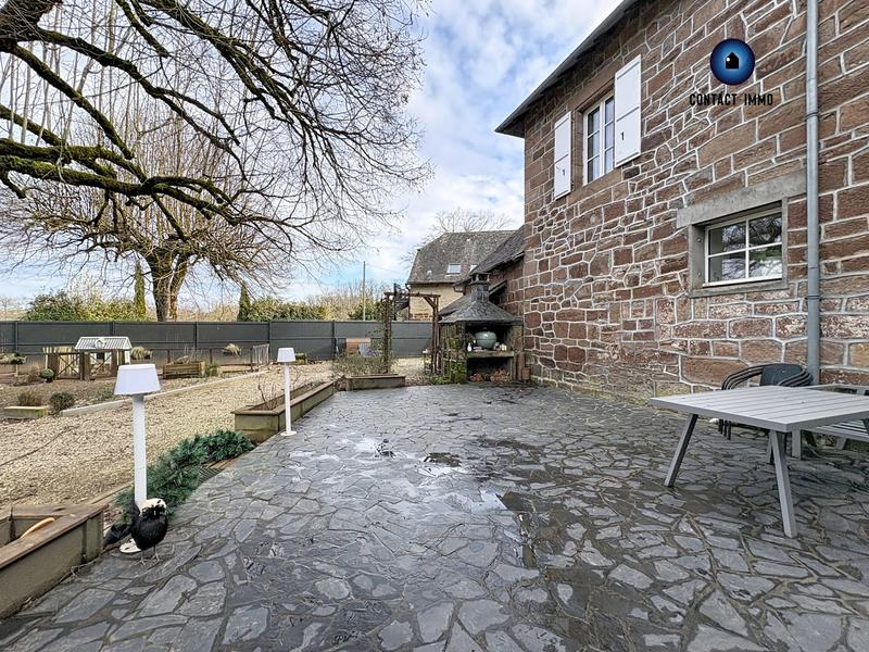 Maison ancienne - 138 m² - 8 pièces