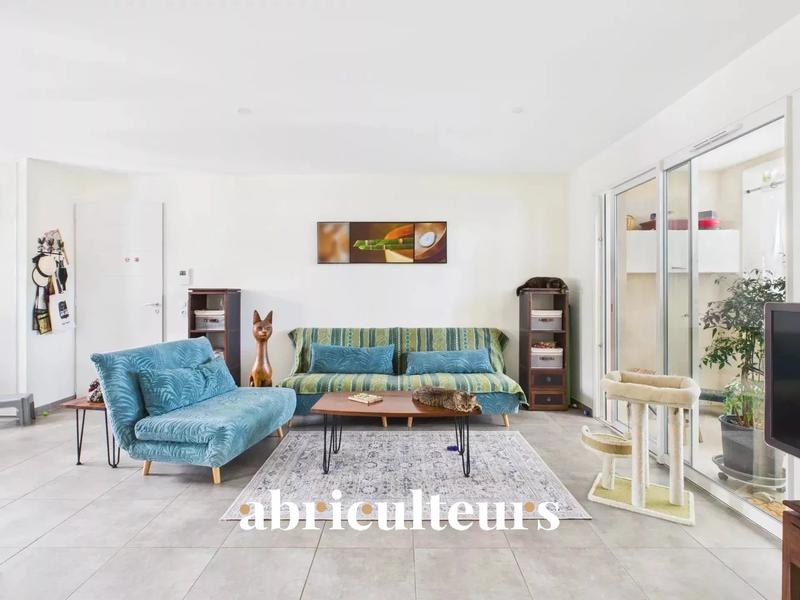 Appartement - 70 m² - 3 pièces