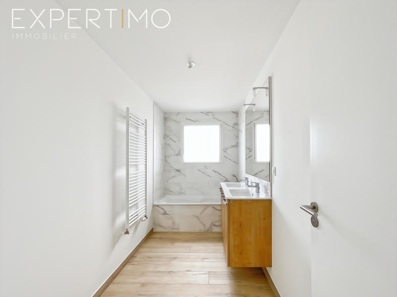 Maison - 118 m² - 6 pièces