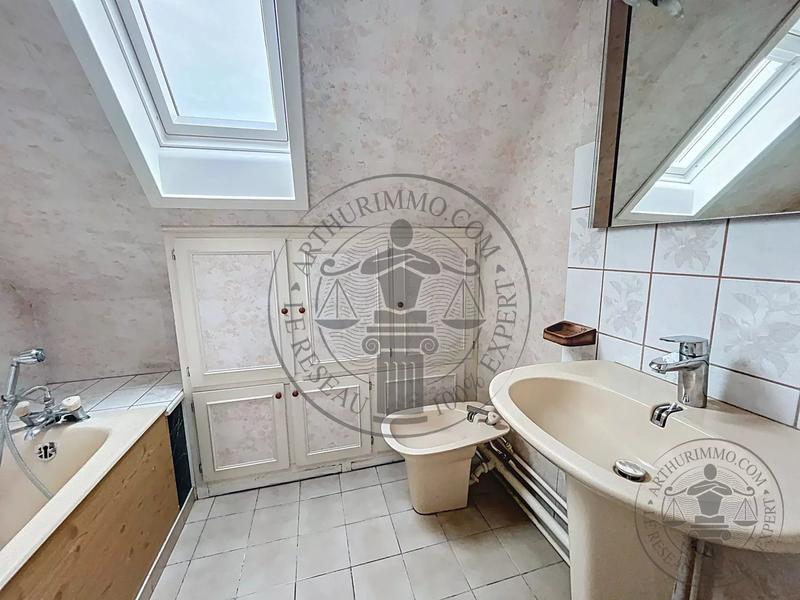 Maison - 120 m² - 6 pièces