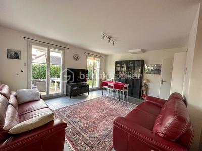 Maison - 92 m² - 5 pièces