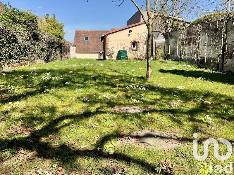 Maison - 216 m² - 11 pièces