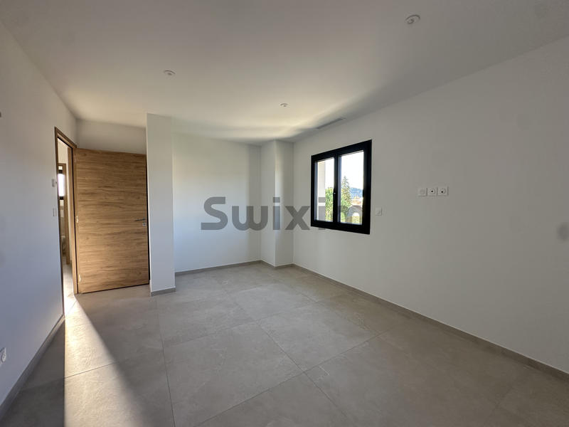 Villa - 154 m² - 6 pièces