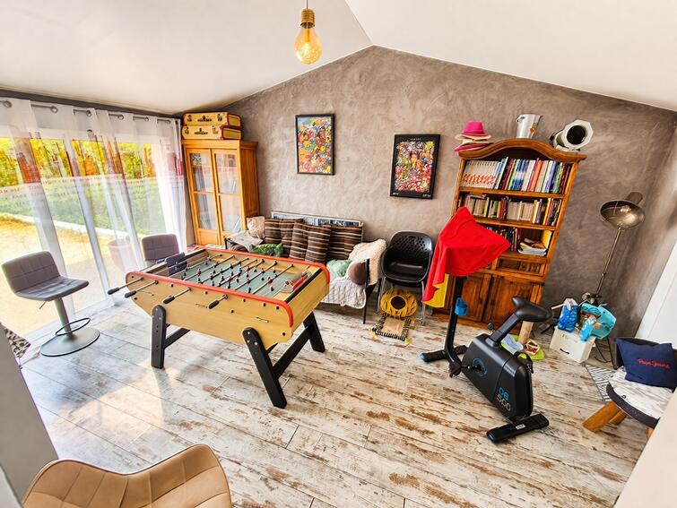 Villa - 200 m² - 7 pièces