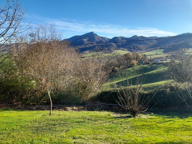 Maison - 240 m² - 9 pièces