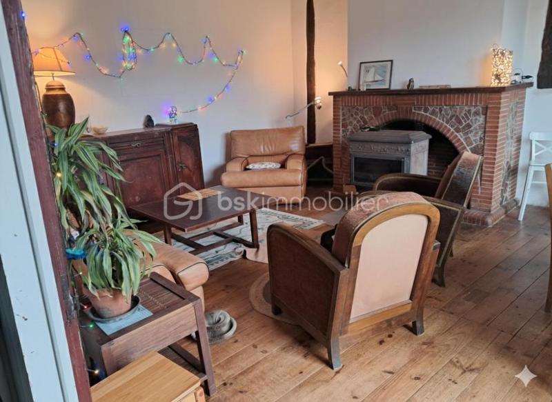 Demeure - 260 m² - 9 pièces