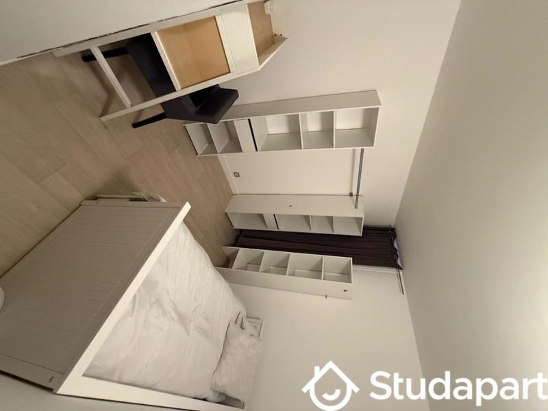 Chambre - 10 m² - 1 pièce