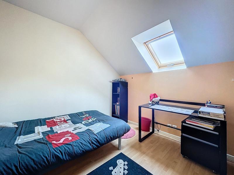 Maison - 93 m² - 5 pièces