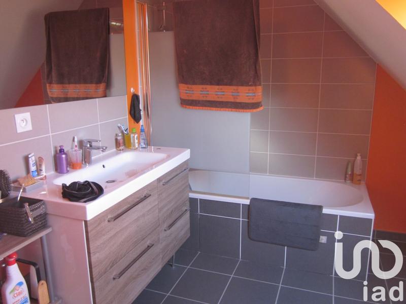 Maison - 98 m² - 5 pièces