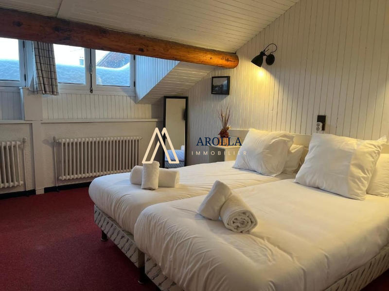 Fonds de commerce - 401 m²