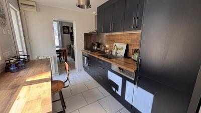 Maison - 121 m² - 5 pièces