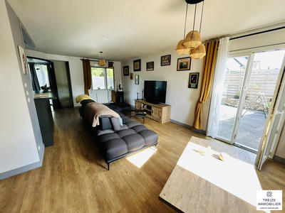 Maison - 95 m² - 5 pièces