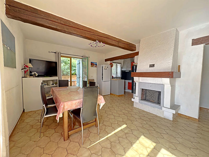 Maison - 230 m² - 10 pièces