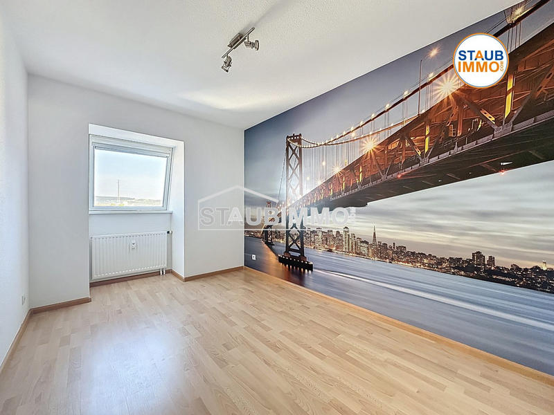 Appartement - 90 m² - 4 pièces