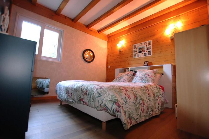 Villa - 205 m² - 8 pièces