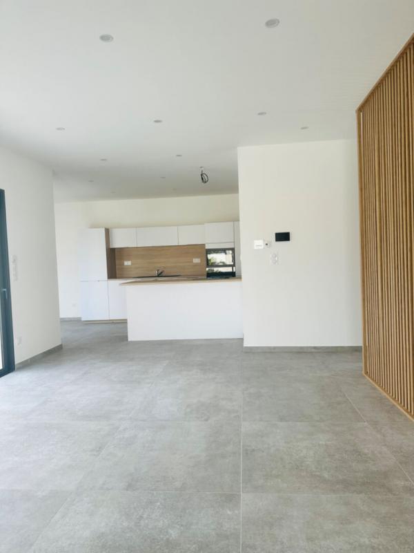 Maison - 103 m² - 6 pièces