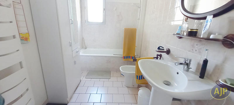 Maison - 79 m² - 4 pièces