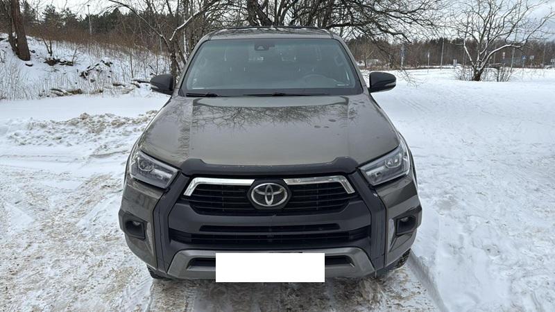 Toyota Hilux IV 4wd 2.8 d-4d 204 Double Cabine Invincible 4x4