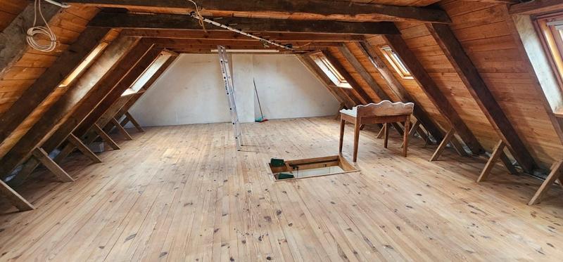 Maison - 90 m² - 3 pièces