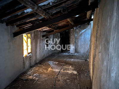 Maison - 280 m² - 6 pièces