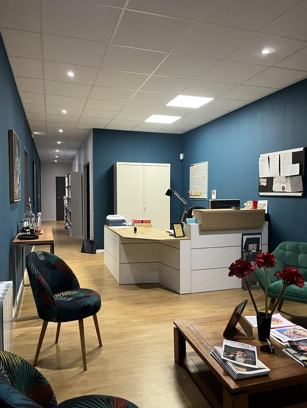 Bureau - 102 m² - 5 pièces