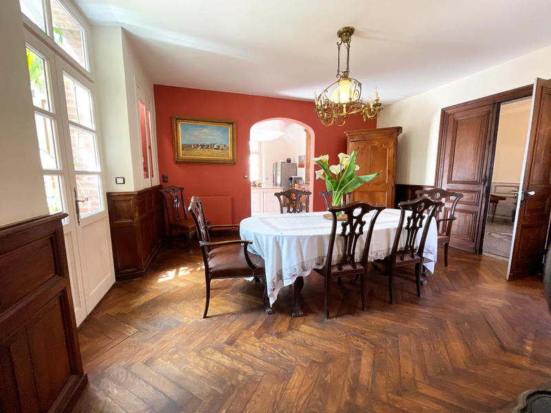 Maison de village - 467 m² - 24 pièces