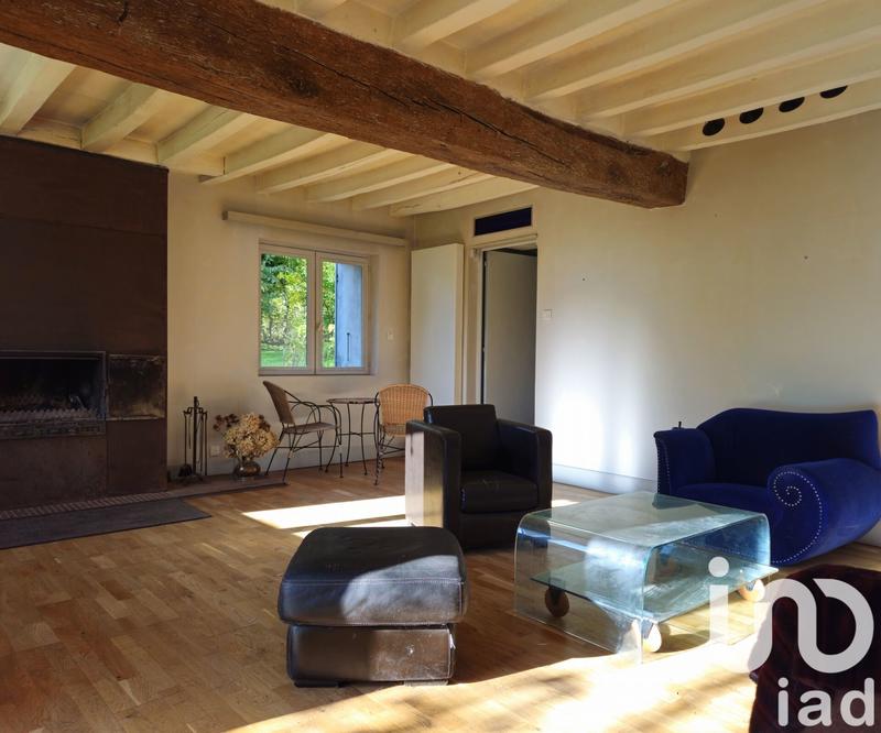 Maison - 212 m² - 7 pièces