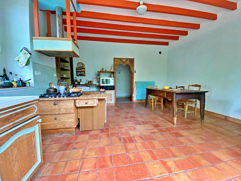 Maison ancienne - 376 m² - 8 pièces