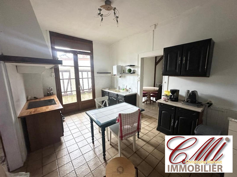 Maison - 180 m² - 5 pièces