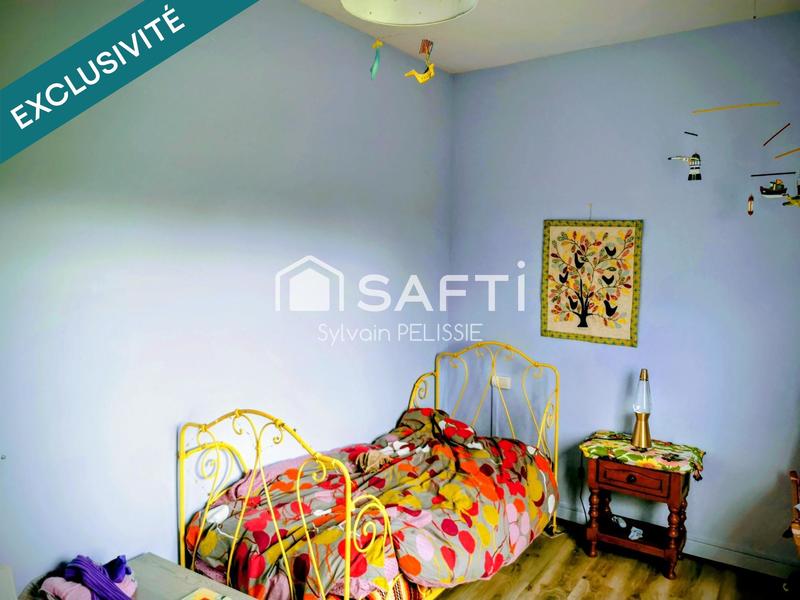 Maison - 230 m² - 9 pièces