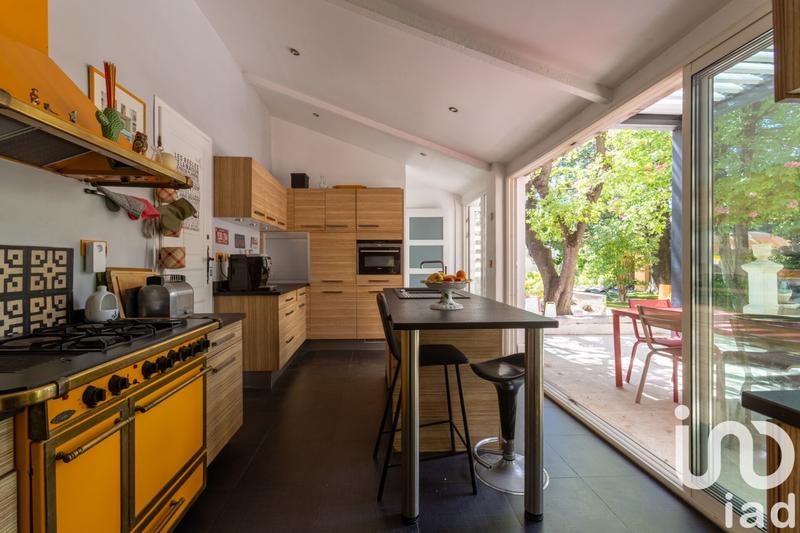 Appartement - 185 m² - 8 pièces