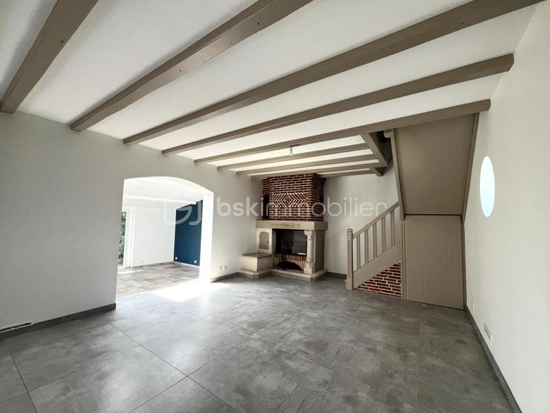 Maison - 157 m² - 4 pièces