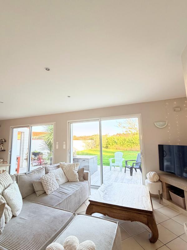 Maison traditionnelle - 111 m² - 4 pièces