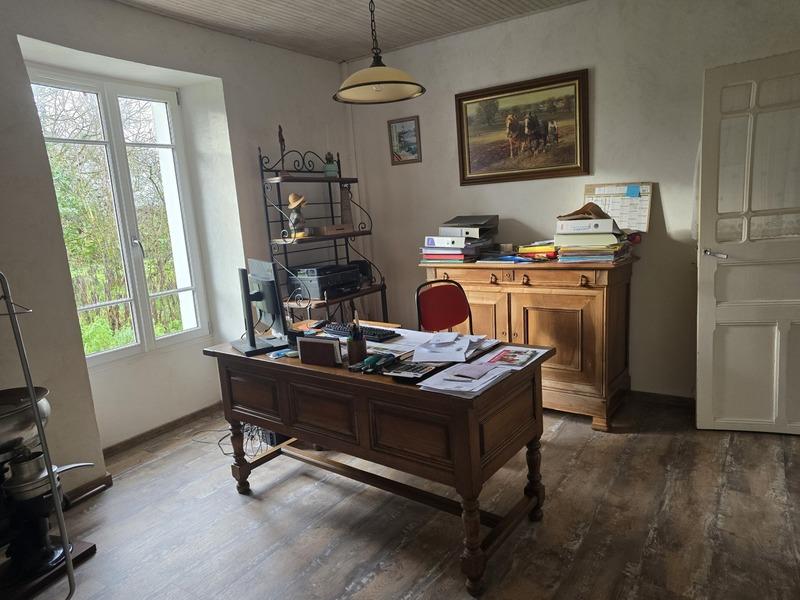 Corps de ferme - 320 m² - 12 pièces