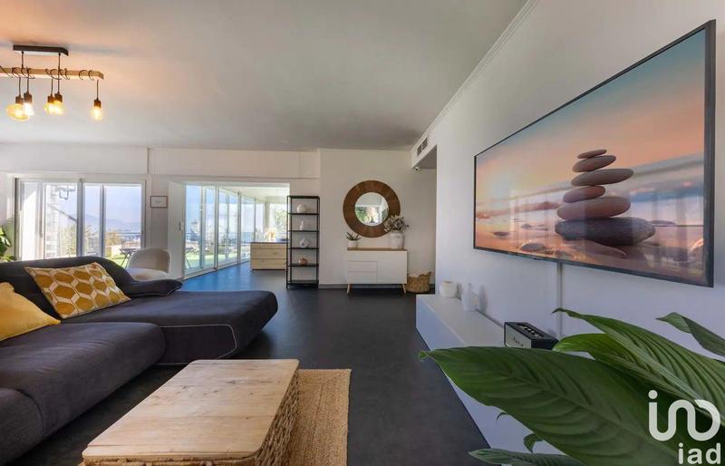 Appartement - 157 m² - 5 pièces