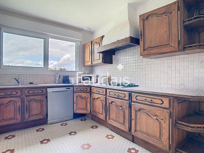 Maison - 172 m² - 7 pièces