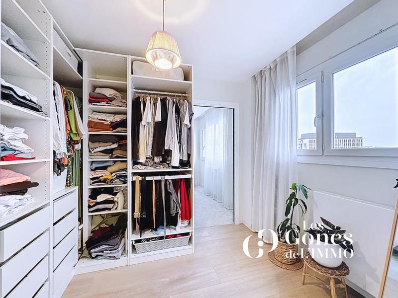 Appartement - 100 m² - 4 pièces