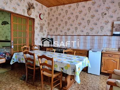 Maison - 96 m² - 4 pièces