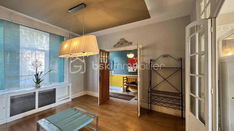 Maison de maîtres - 180 m² - 6 pièces