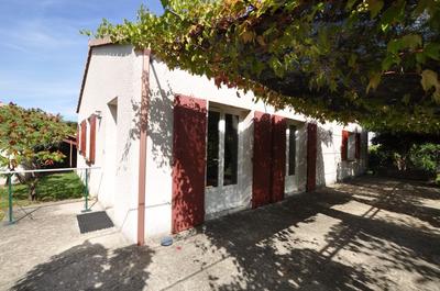 Maison - 97 m² - 3 pièces