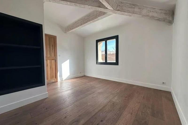 Maison - 288 m² - 7 pièces