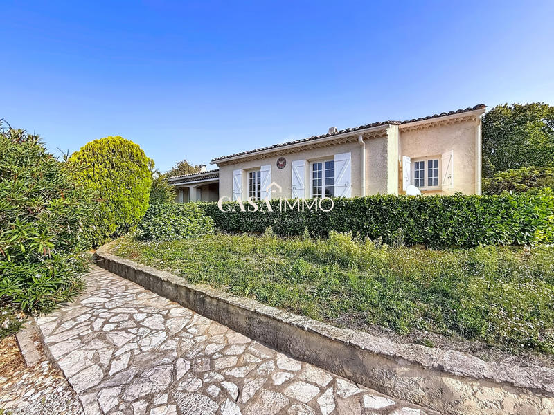 Maison - 147 m² - 5 pièces