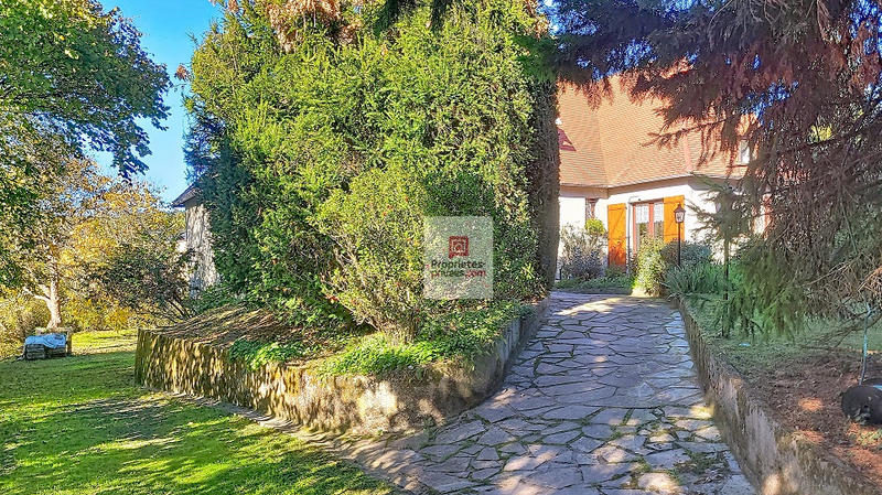 Maison - 183 m² - 5 pièces