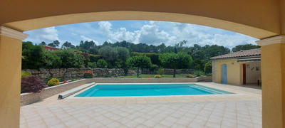 Villa - 160 m² - 6 pièces